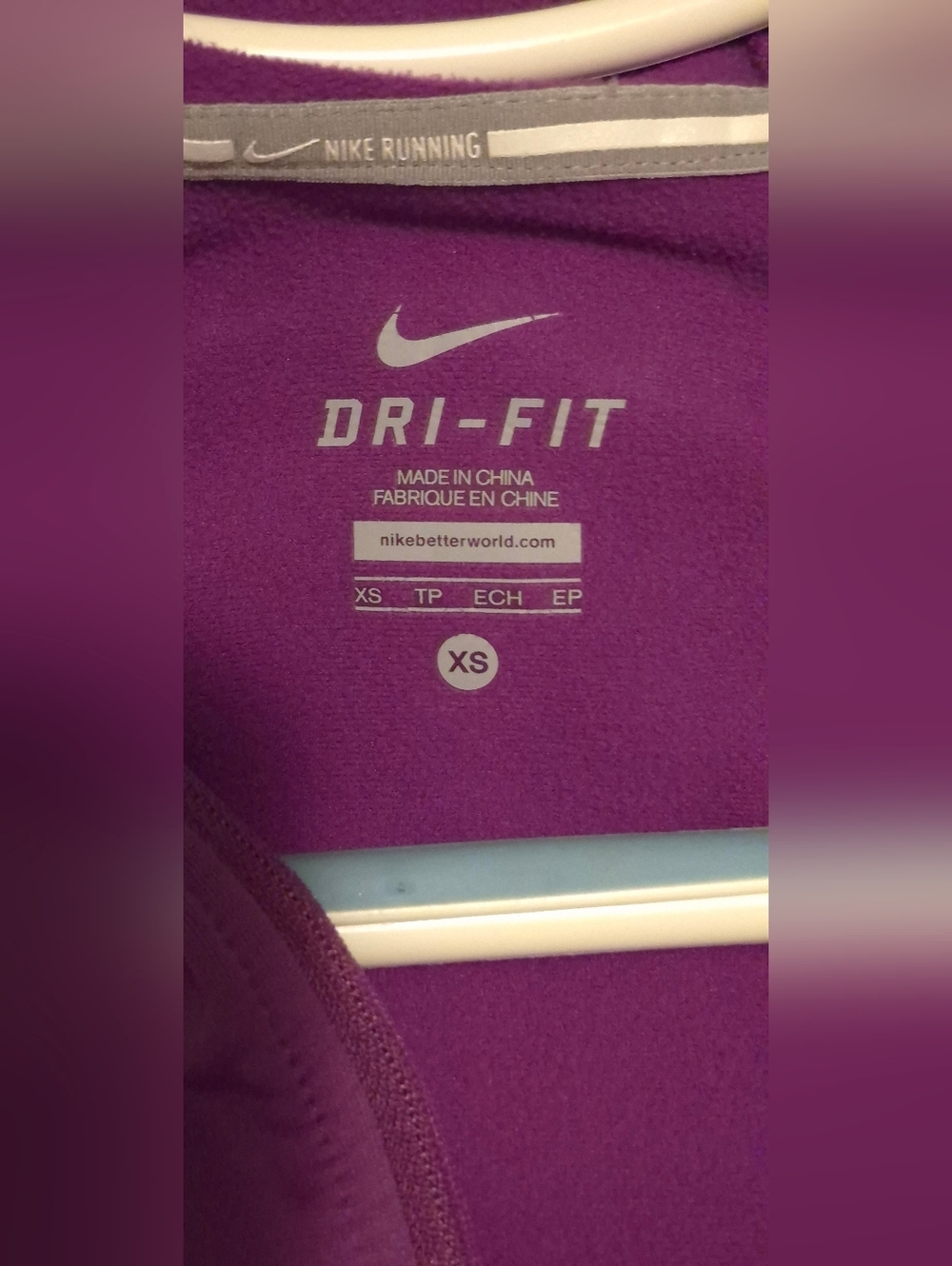 Nike Running Dri-FIT Half Zip Hooded Pullover Purple/Black (XS) - Picture 3 of 5